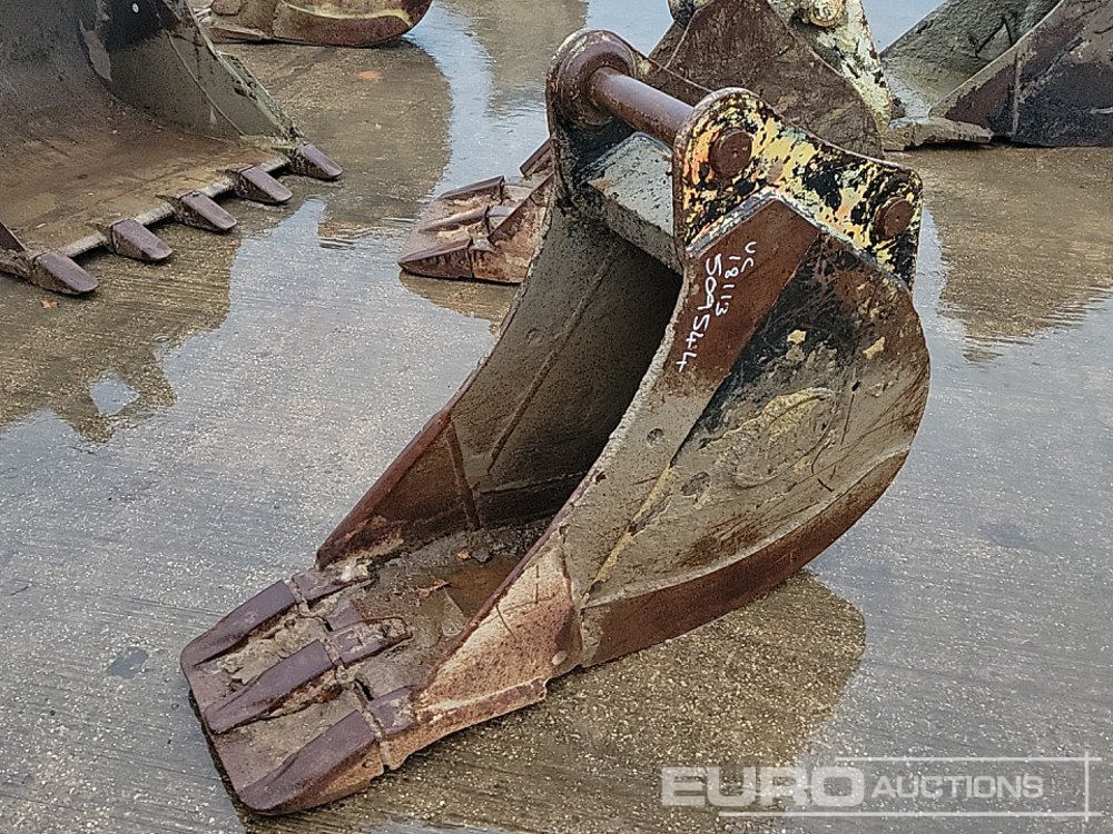 Geith 18" Digging Bucket 65mm Pin to suit 13 Ton Excavator - Bucket: picture 1 Geith 18" Digging Bucket 65mm Pin to suit 13 Ton Excavator - Bucket: picture 1