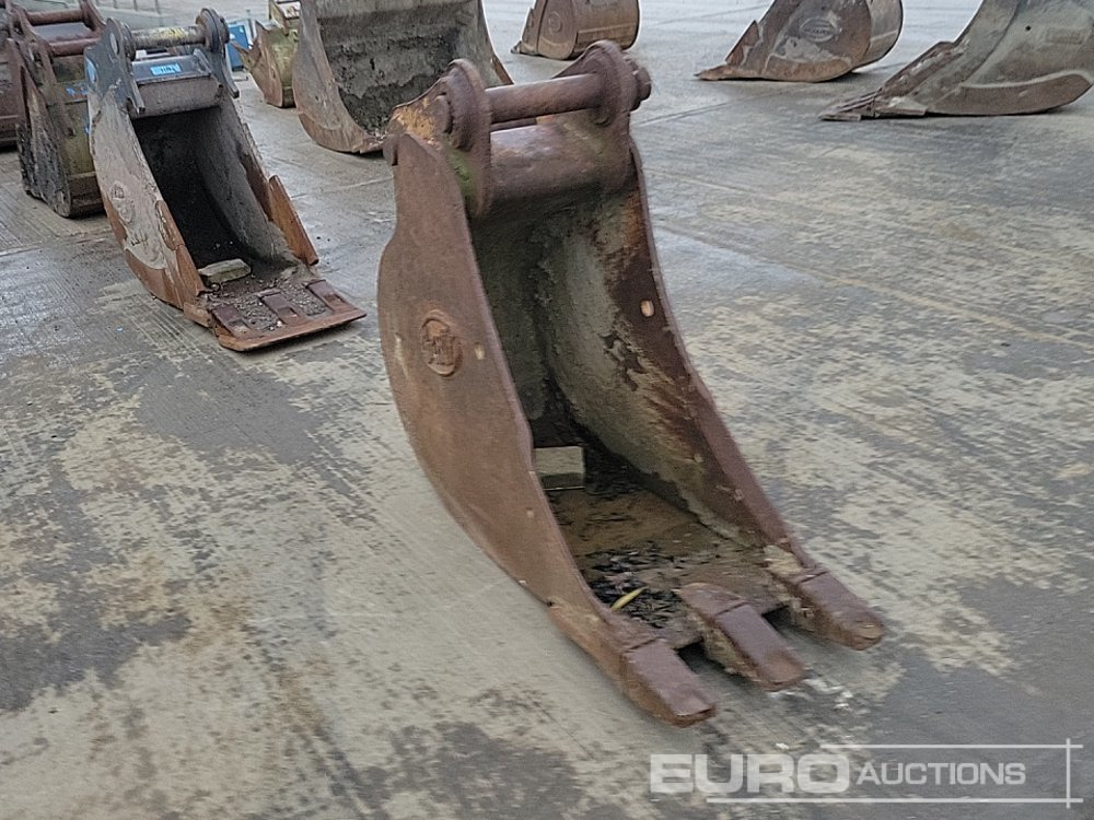 Geith 18" Digging Bucket 65mm Pin to suit 13 Ton Excavator - Bucket: picture 3 Geith 18" Digging Bucket 65mm Pin to suit 13 Ton Excavator - Bucket: picture 3