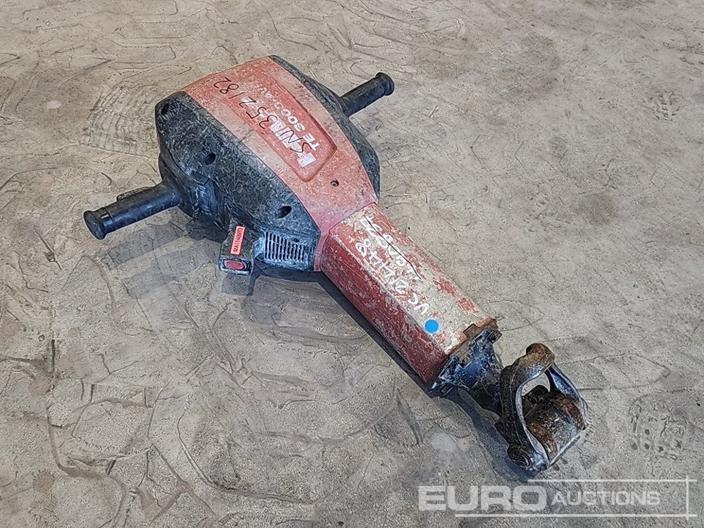 Hilti 110 Volt Floor Breaker - Construction equipment: picture 2 Hilti 110 Volt Floor Breaker - Construction equipment: picture 2
