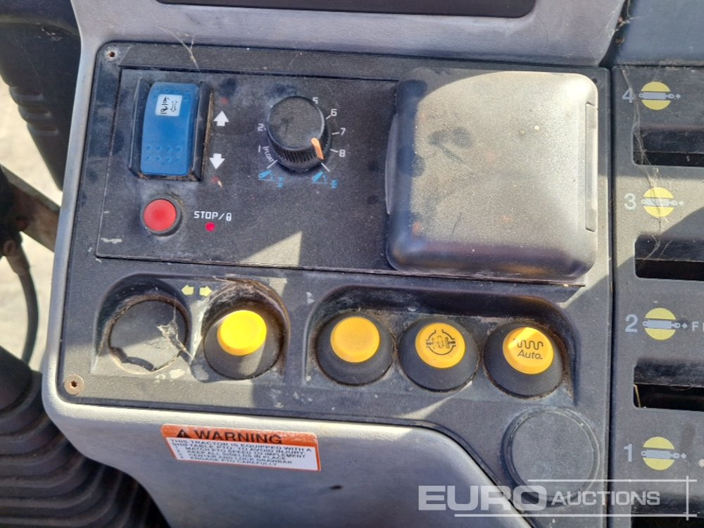 Farm tractor Hurlimann XT-105: picture 38