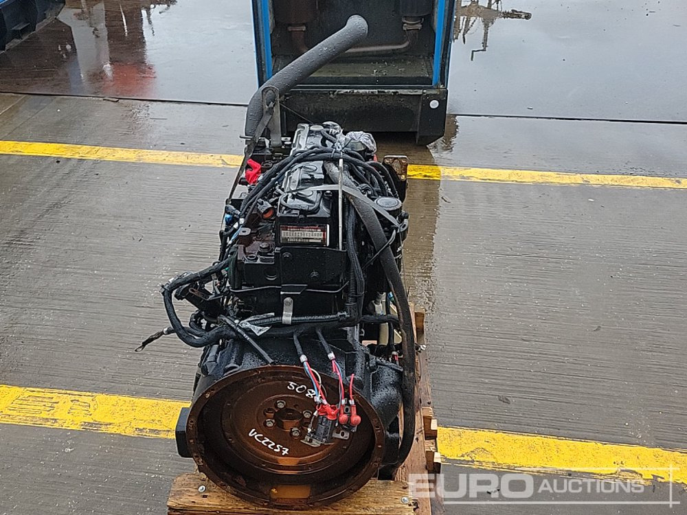 John Deere 4 Cylinder Engine - Engine: picture 4 John Deere 4 Cylinder Engine - Engine: picture 4