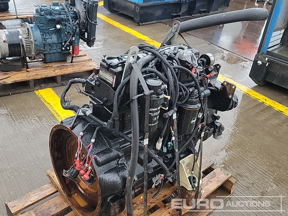 John Deere 4 Cylinder Engine - Engine: picture 5 John Deere 4 Cylinder Engine - Engine: picture 5