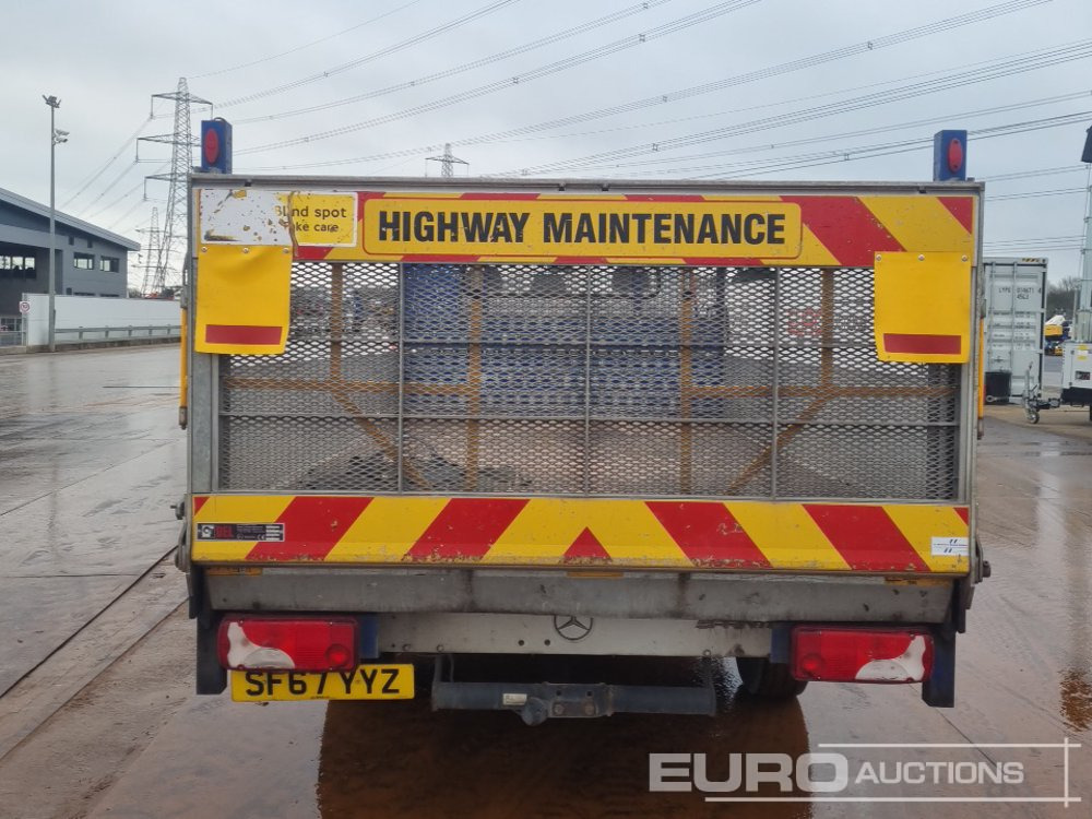 Mercedes Spinter 314 CDI - Open body delivery van: picture 4 Mercedes Spinter 314 CDI - Open body delivery van: picture 4