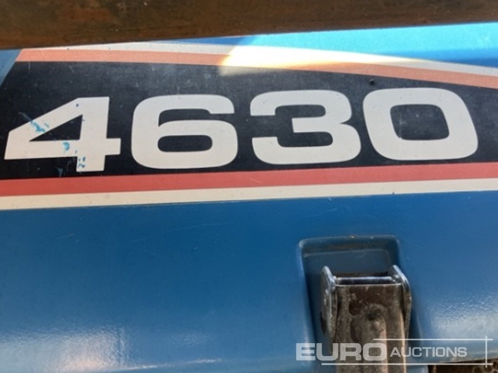 New Holland 4630 - Farm tractor: picture 5 New Holland 4630 - Farm tractor: picture 5