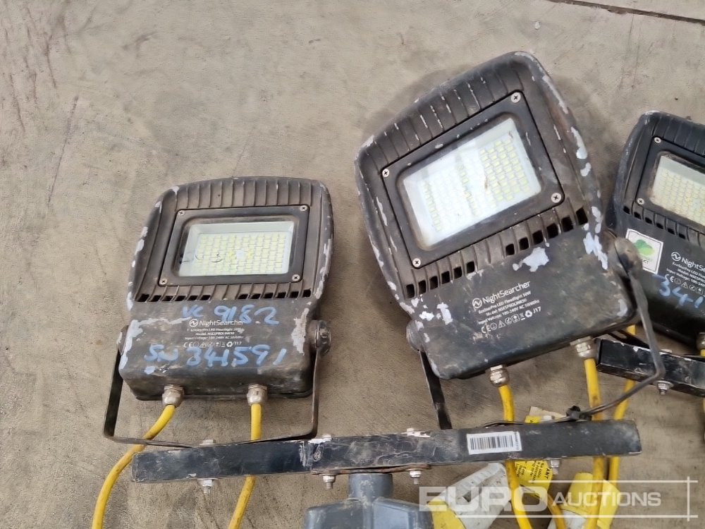 Construction equipment Nightsearcher 110 Volt LED Tripod Work Light (2 of): picture 9