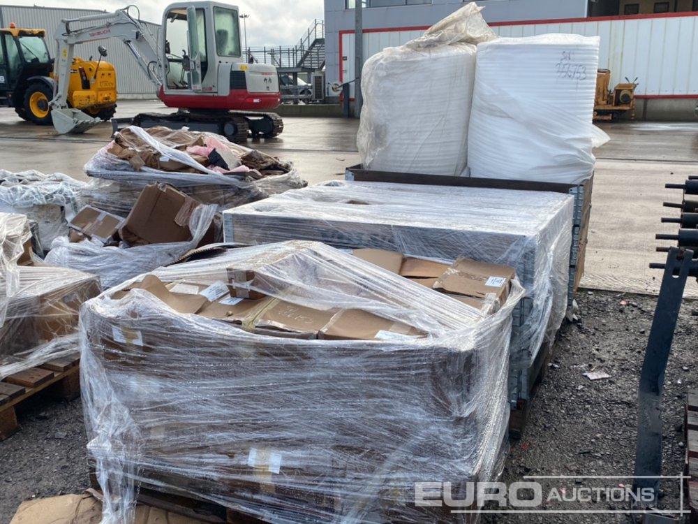 Pallet of Looms, Volvo Parts, Packaging (3 of) - Construction equipment: picture 1 Pallet of Looms, Volvo Parts, Packaging (3 of) - Construction equipment: picture 1