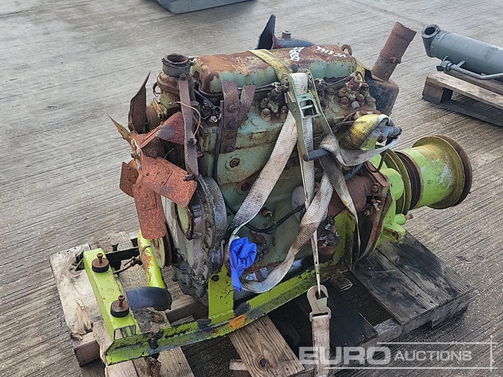 Perkins 4 Cylinder Engine, Pump - Engine: picture 1 Perkins 4 Cylinder Engine, Pump - Engine: picture 1