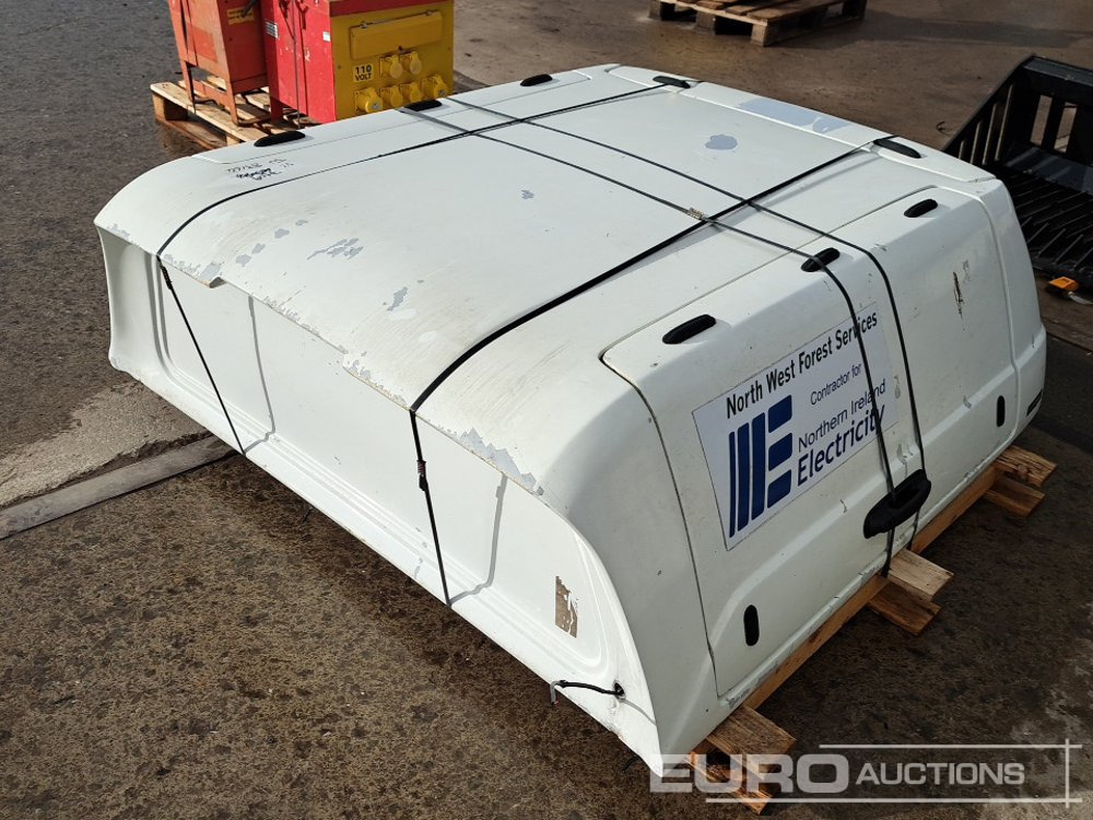 Ridge Back Canopy to suit Pick Up - Construction equipment: picture 1 Ridge Back Canopy to suit Pick Up - Construction equipment: picture 1