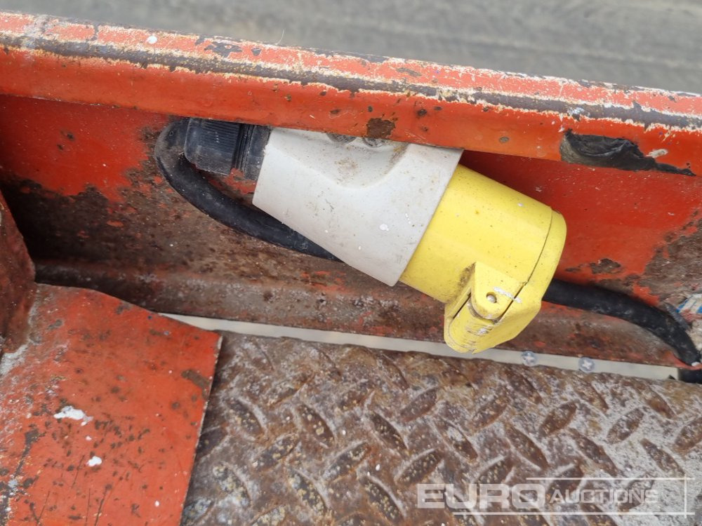Aerial platform SkyJack SJ9250: picture 37