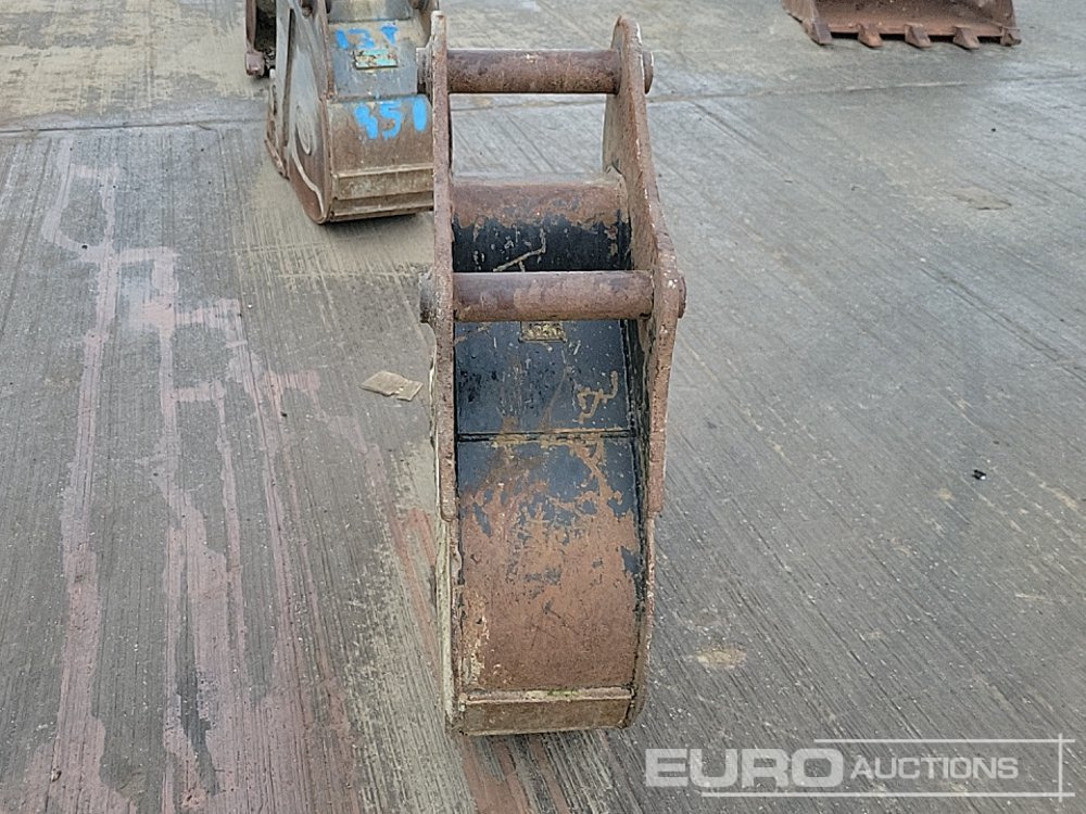 Strickland 12" Digging Bucket 65mm Pin to suit 13 Ton Excavator - Bucket: picture 4 Strickland 12" Digging Bucket 65mm Pin to suit 13 Ton Excavator - Bucket: picture 4
