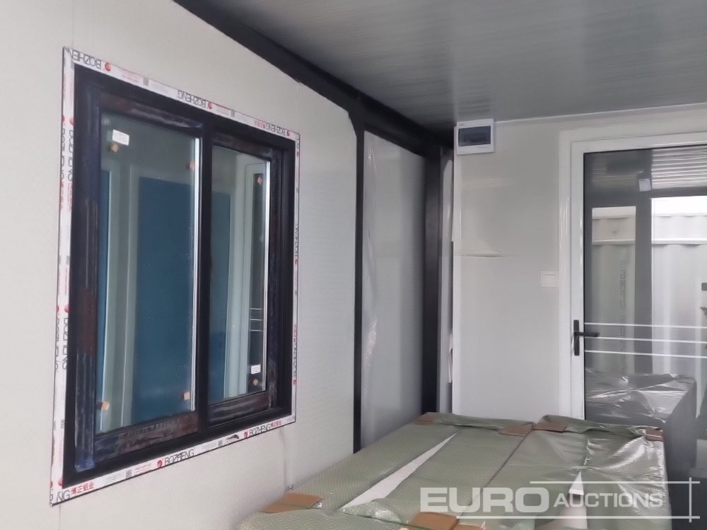 Shipping container Unused Expandable Container House, 2 Bedrooms, Living Room, Kitchen, Cabinets & Sink, Shower Room, Shower, Basin, Toilet (Cannot Be Reconsigned): picture 8