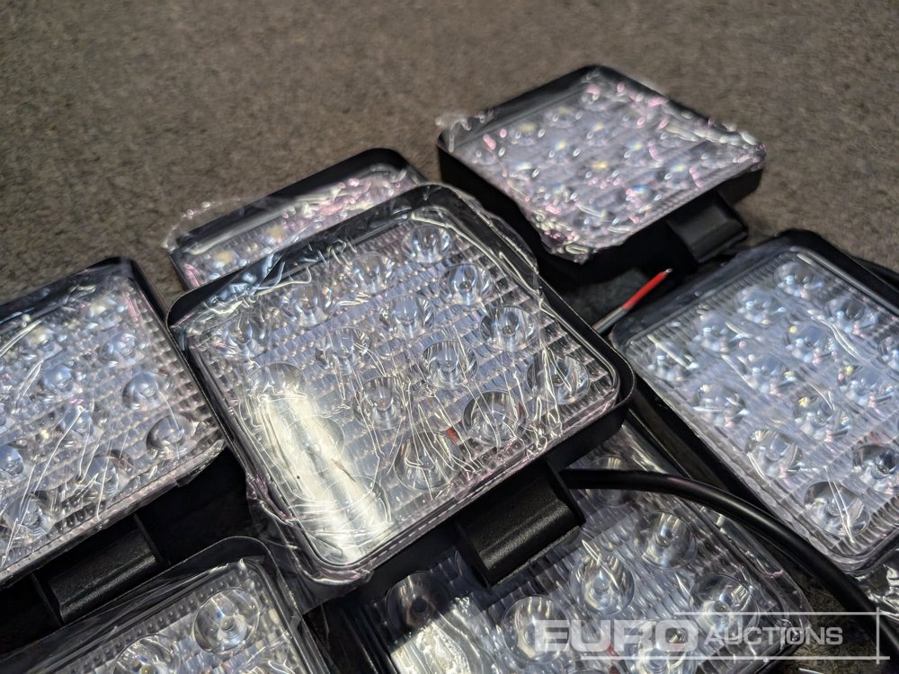 Unused LED Work Lights, 48w, 12V/24V, Adjustable Bracket, IP67 Waterproof, 6000k White (10 of) - Workshop equipment: picture 5 Unused LED Work Lights, 48w, 12V/24V, Adjustable Bracket, IP67 Waterproof, 6000k White (10 of) - Workshop equipment: picture 5
