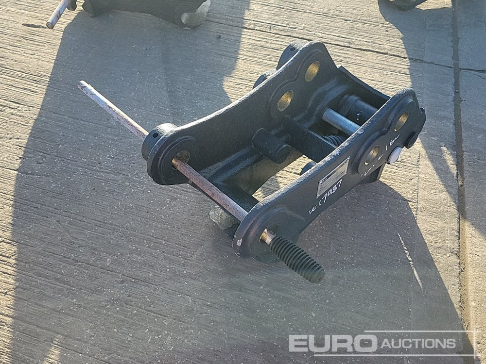 Unused Miller QH 45mm Pin to suit 4-6 Ton Excavator - Quick coupler: picture 5 Unused Miller QH 45mm Pin to suit 4-6 Ton Excavator - Quick coupler: picture 5