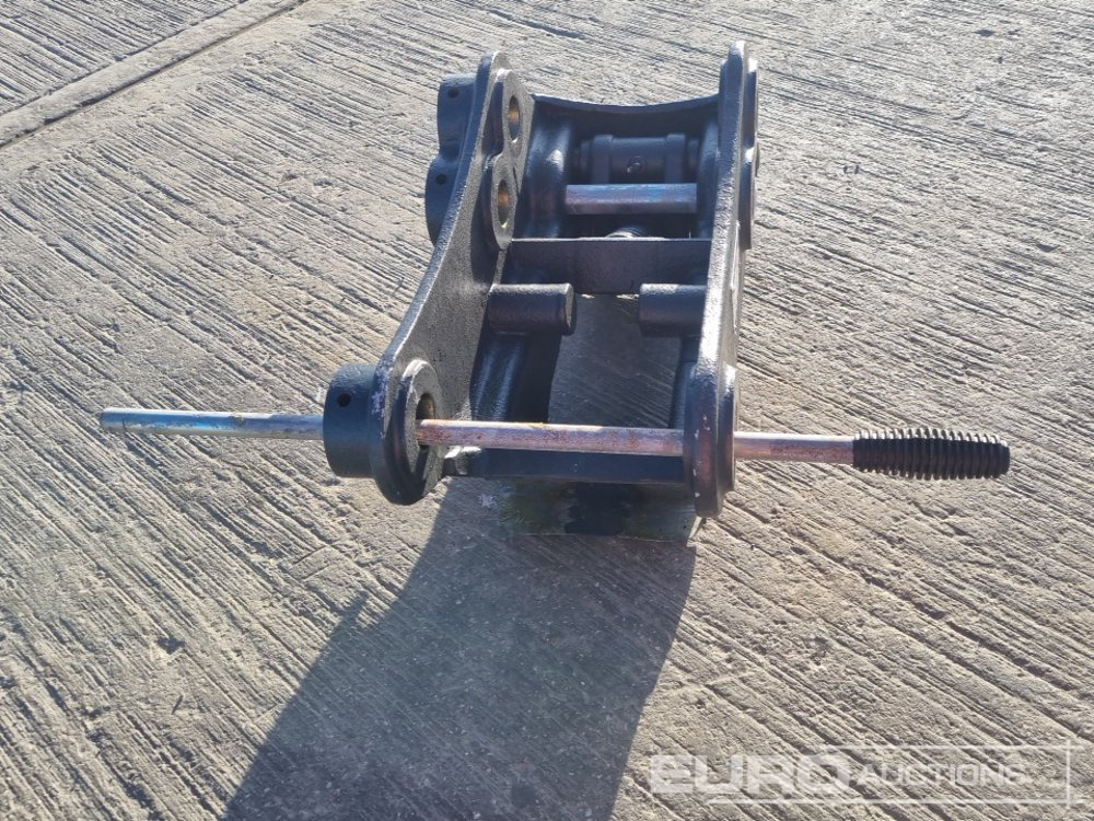 Unused Miller QH 45mm Pin to suit 4-6 Ton Excavator - Quick coupler: picture 4 Unused Miller QH 45mm Pin to suit 4-6 Ton Excavator - Quick coupler: picture 4