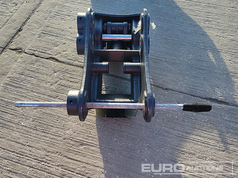 Unused Miller QH 45mm Pin to suit 4-6 Ton Excavator - Quick coupler: picture 4 Unused Miller QH 45mm Pin to suit 4-6 Ton Excavator - Quick coupler: picture 4