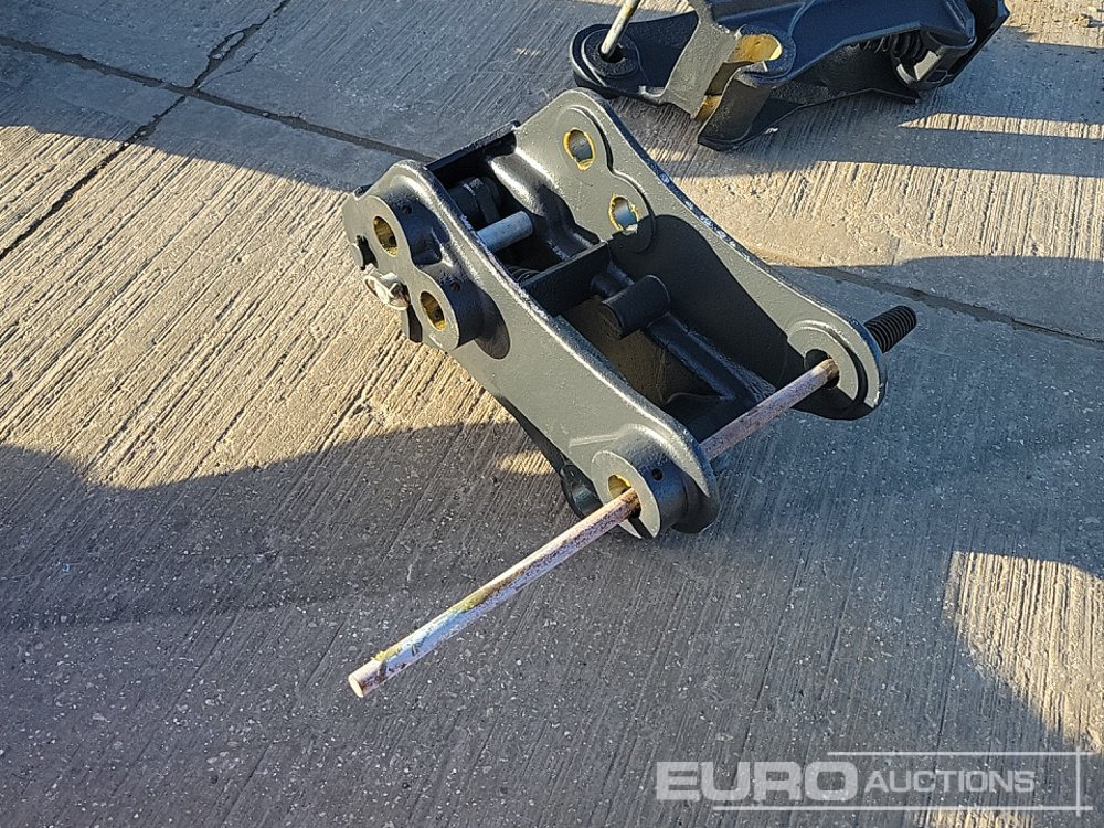 Unused Miller QH 45mm Pin to suit 4-6 Ton Excavator - Quick coupler: picture 3 Unused Miller QH 45mm Pin to suit 4-6 Ton Excavator - Quick coupler: picture 3