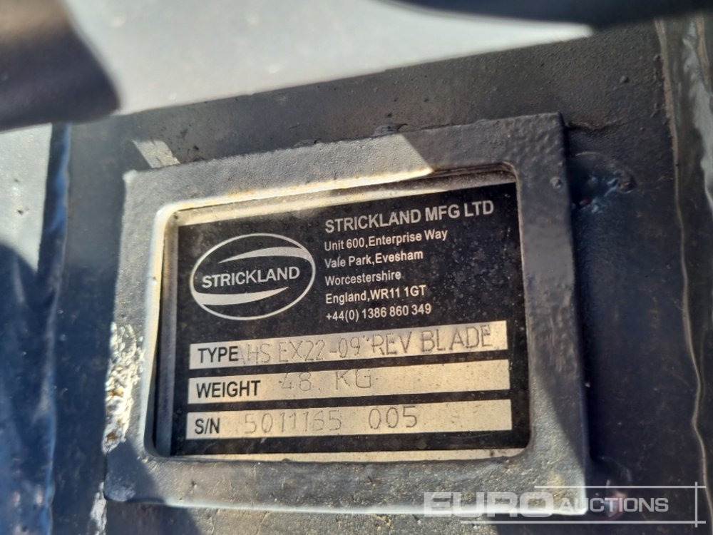 New Bucket Unused Strickland 10", 10", 10", 10" Digging Bucket 35mm Pin to suit Mini Excavator: picture 16