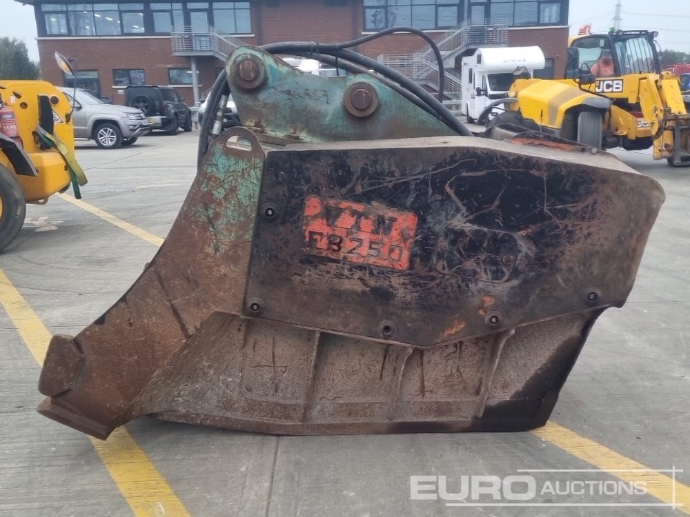 VTN FB250 - Bucket: picture 2 VTN FB250 - Bucket: picture 2