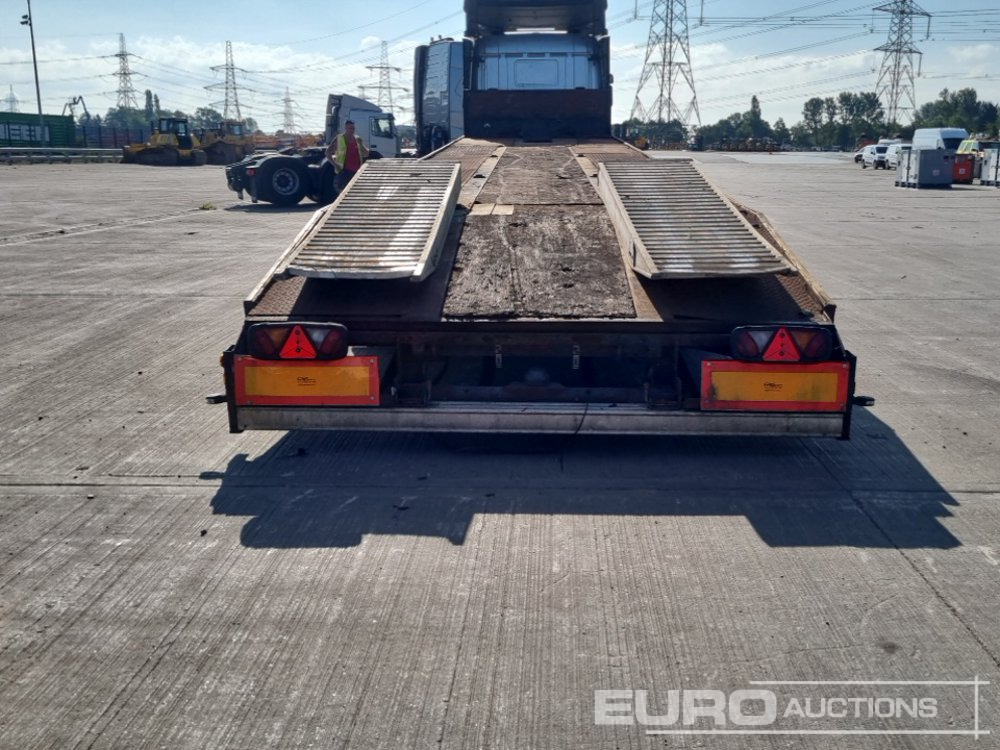 Van Hool Tri Axle Sloper Trailer - Low loader semi-trailer: picture 4 Van Hool Tri Axle Sloper Trailer - Low loader semi-trailer: picture 4