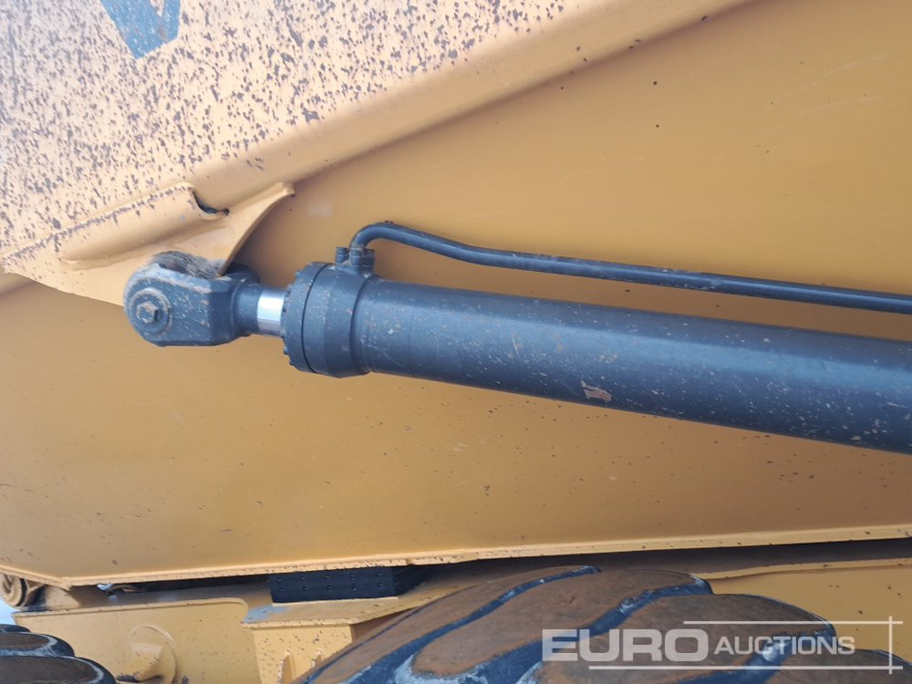 Articulated dumper Volvo A25D: picture 36