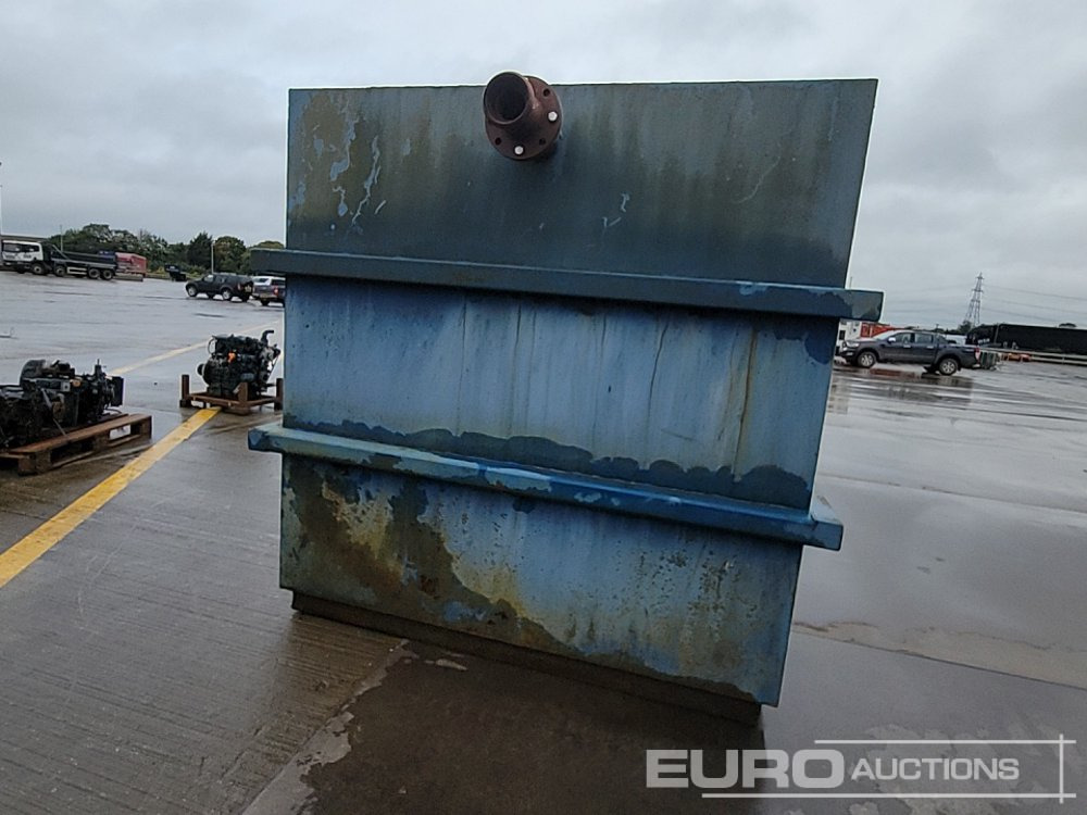 Water Settlement Tank - Tank container: picture 4 Water Settlement Tank - Tank container: picture 4