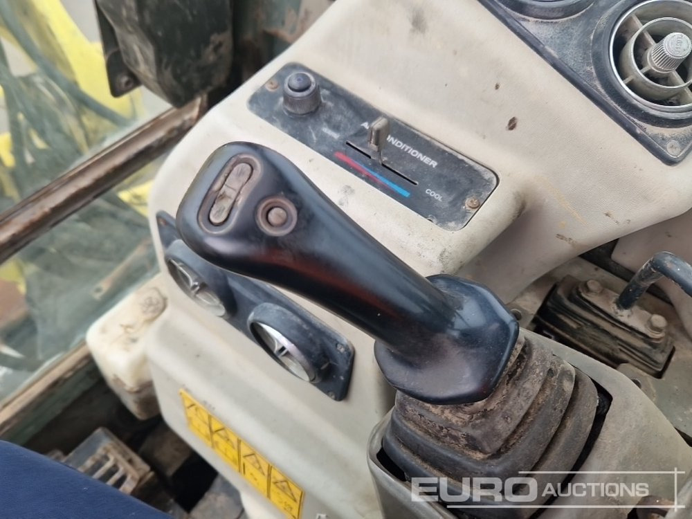 Mini excavator Yanmar Vi055-5B: picture 31