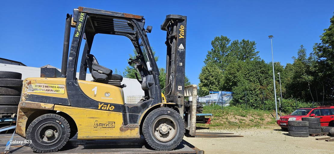 Yale - Forklift: picture 2 Yale - Forklift: picture 2