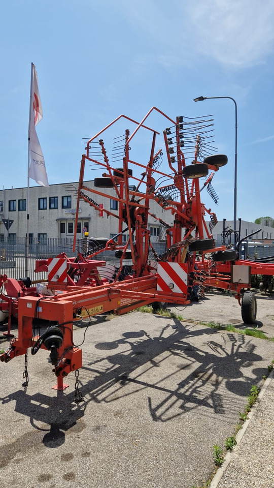 Ranghinatore usato Kuhn GA 7301 - Tedder/ Rake: picture 2 Ranghinatore usato Kuhn GA 7301 - Tedder/ Rake: picture 2