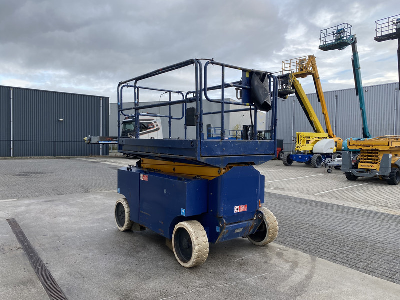 Iteco IT12151, Schaar hoogwerker, 14 meter - Scissor lift: picture 4 Iteco IT12151, Schaar hoogwerker, 14 meter - Scissor lift: picture 4