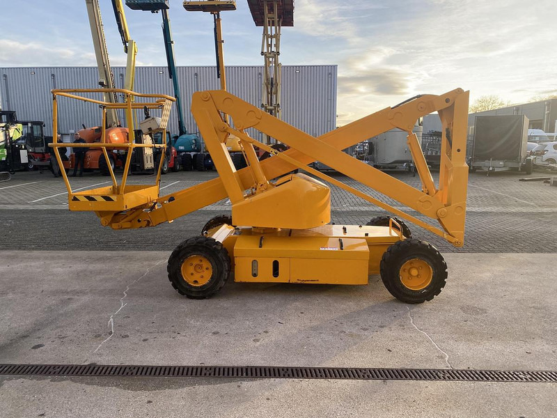 UpRight AB38, Hoogwerker, 13,5 meter - Aerial platform: picture 4 UpRight AB38, Hoogwerker, 13,5 meter - Aerial platform: picture 4