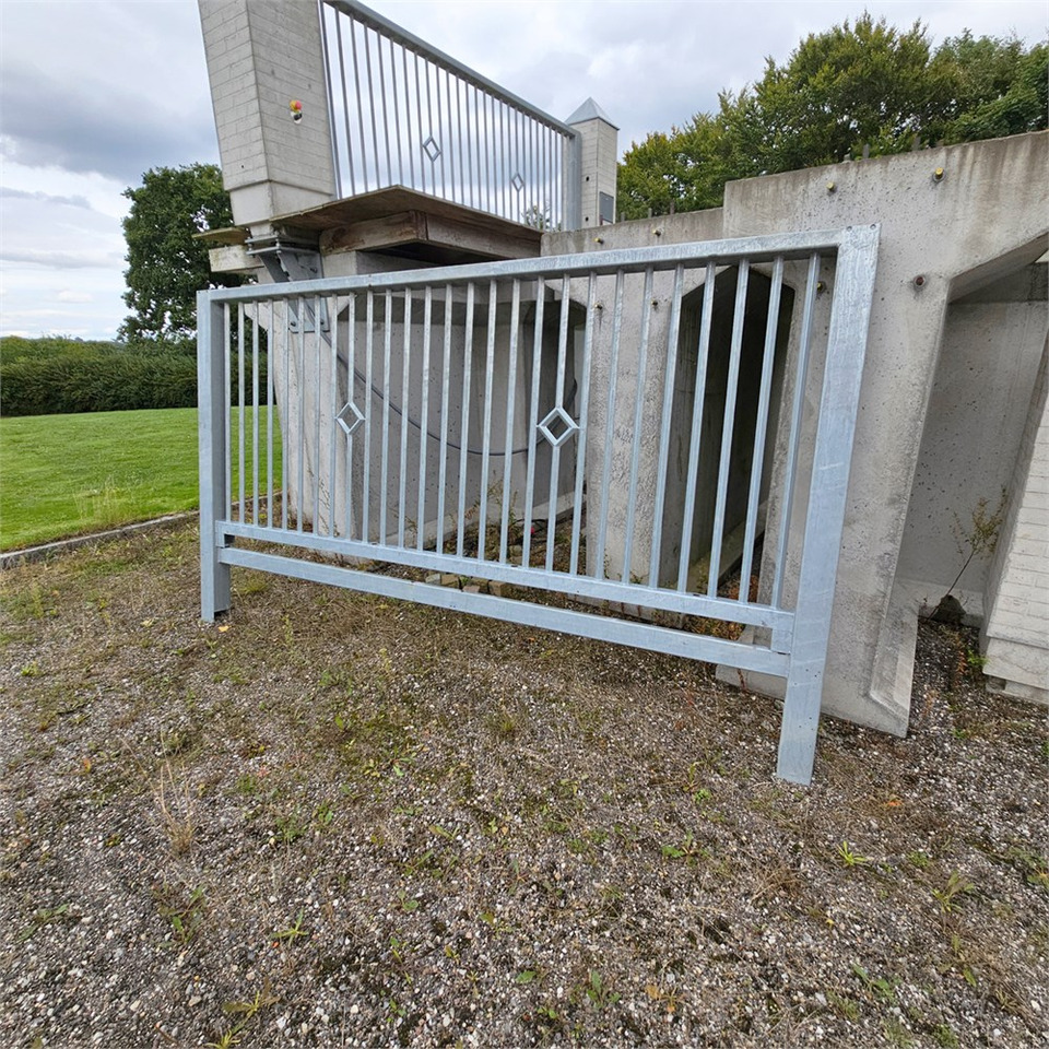 ABC 0001 - Tool/ Equipment: picture 2 ABC 0001 - Tool/ Equipment: picture 2