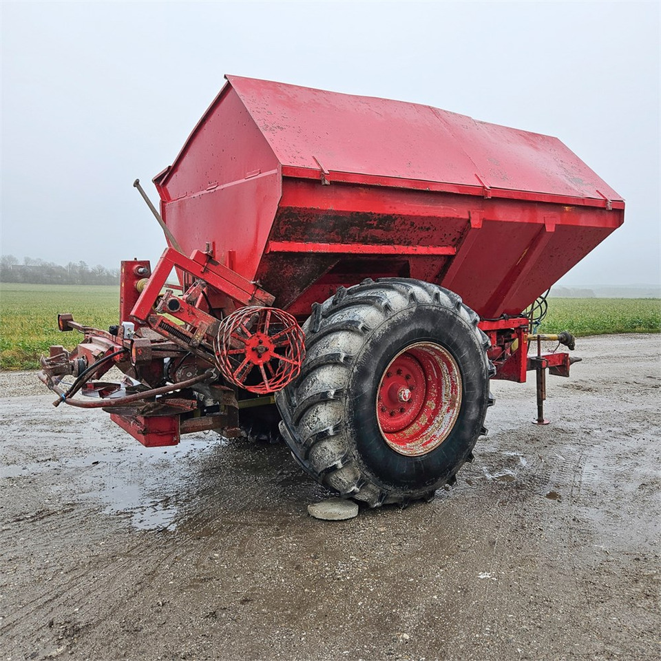 Bredal B100 - Fertilizing equipment: picture 5 Bredal B100 - Fertilizing equipment: picture 5