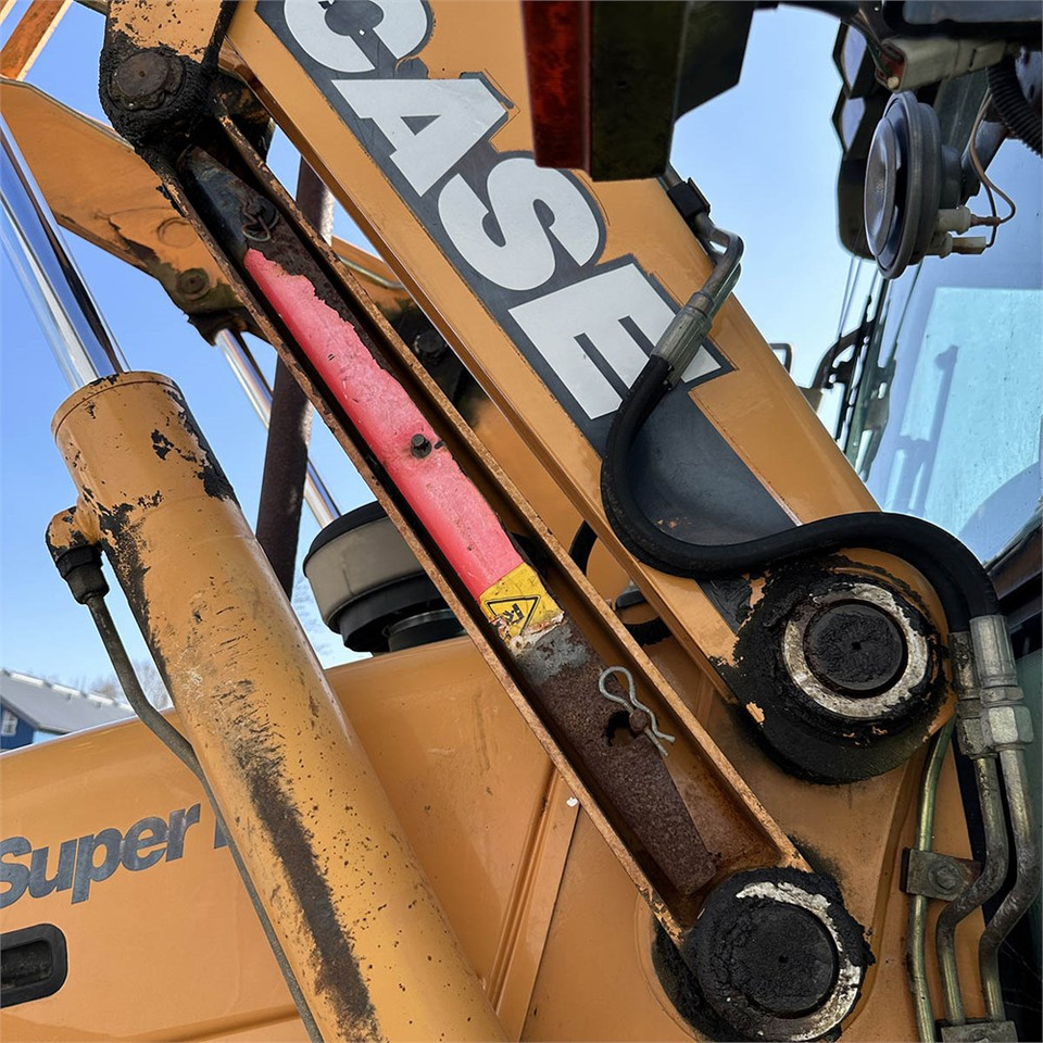 Backhoe loader Case 695SM-4PS: picture 37 Backhoe loader Case 695SM-4PS: picture 37