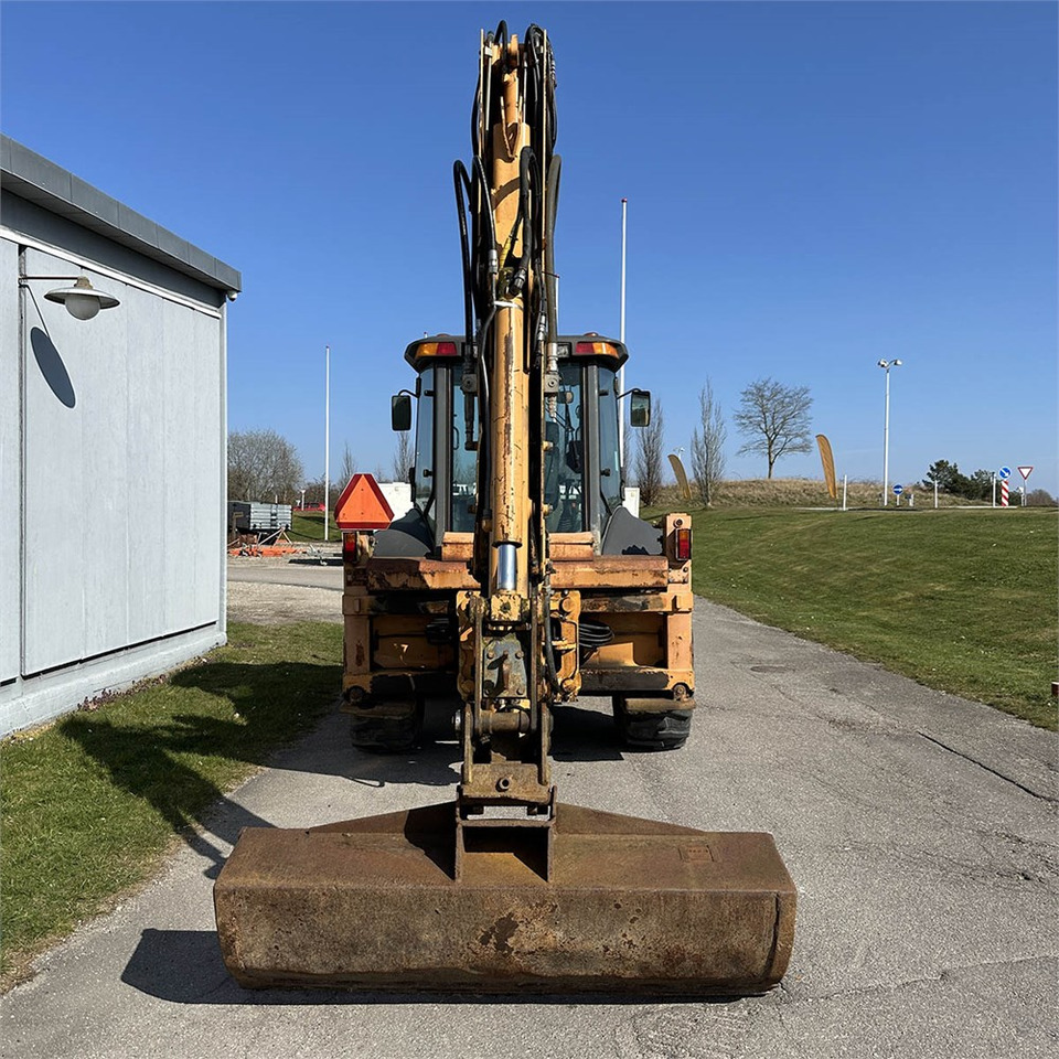 Backhoe loader Case 695SM-4PS: picture 7 Backhoe loader Case 695SM-4PS: picture 7
