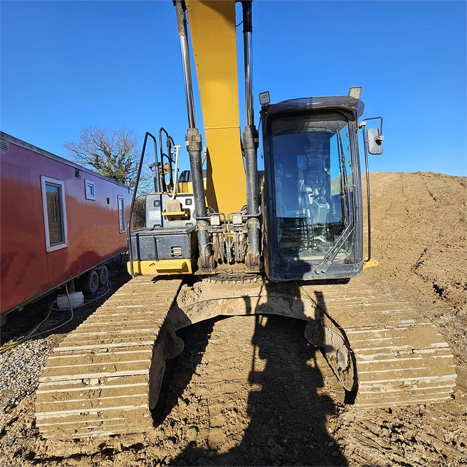 Crawler excavator Caterpillar 323 EL: picture 22