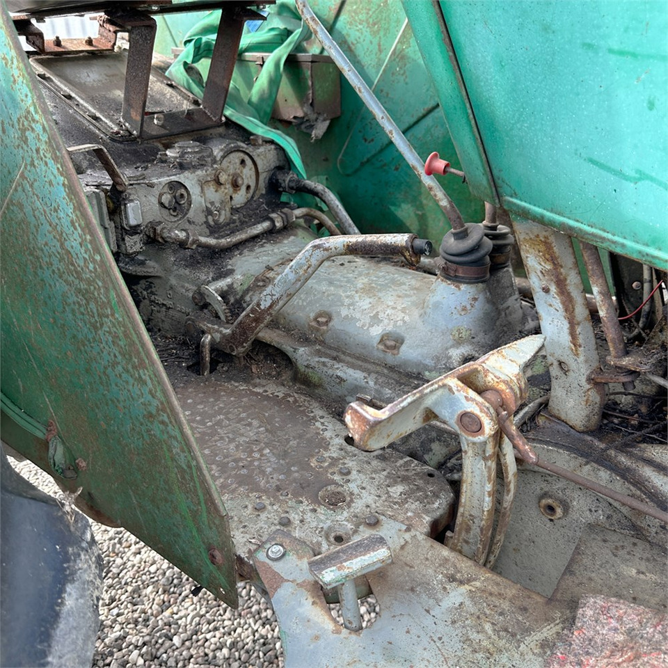 Farm tractor Deutz D 60 06: picture 25