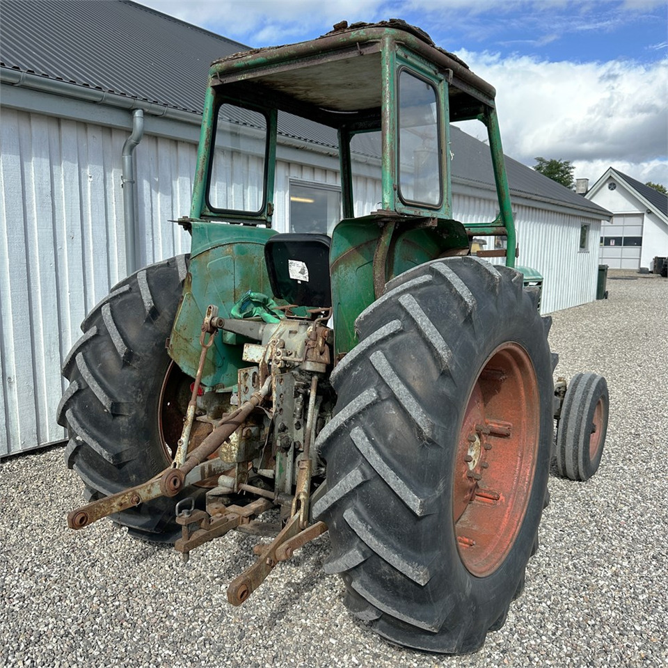 Farm tractor Deutz D 60 06: picture 9