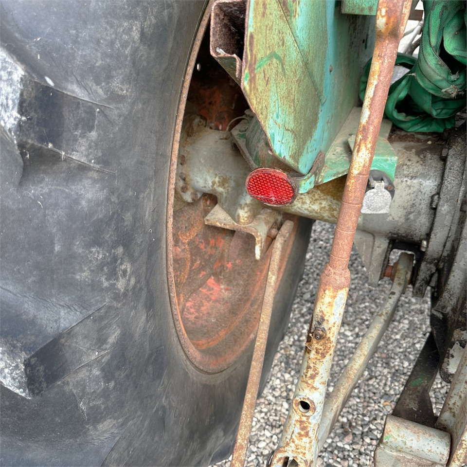 Farm tractor Deutz D 60 06: picture 29