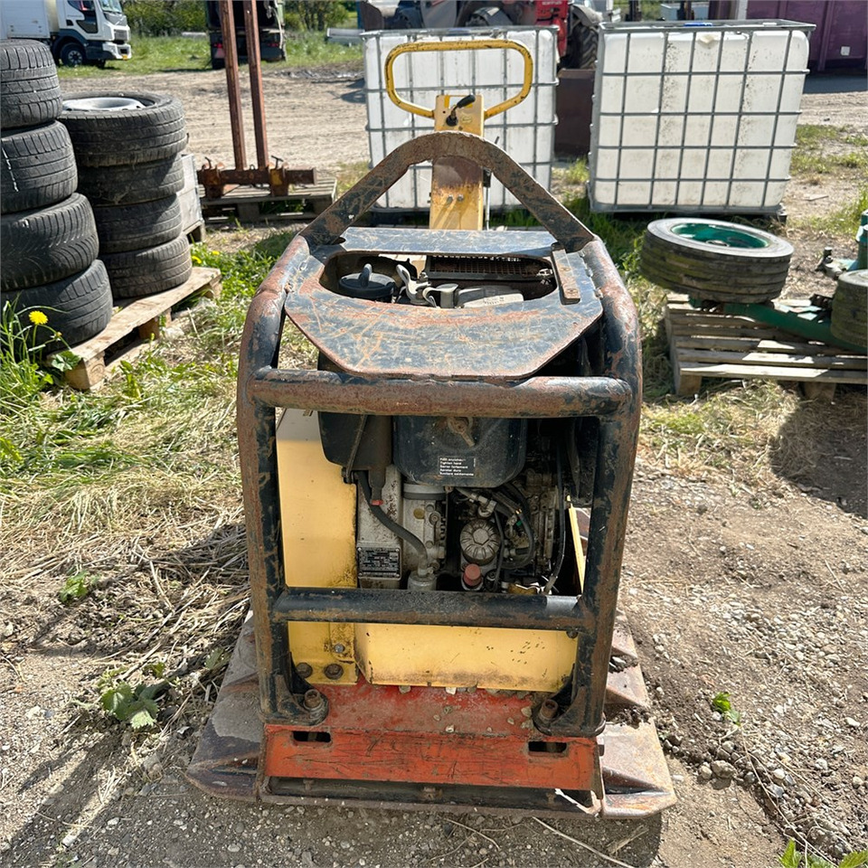 Dynapac LG500 - Vibratory plate: picture 5 Dynapac LG500 - Vibratory plate: picture 5