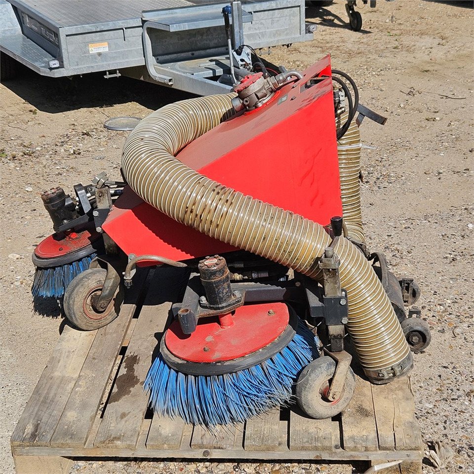 Egholm CFS 1000 - Broom: picture 1 Egholm CFS 1000 - Broom: picture 1