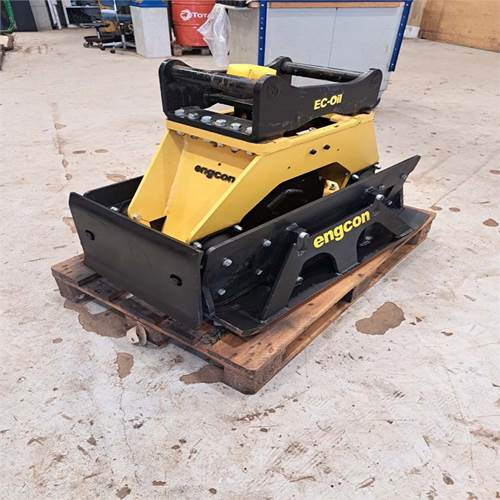 Engcon PP3200 - Vibratory plate: picture 2 Engcon PP3200 - Vibratory plate: picture 2