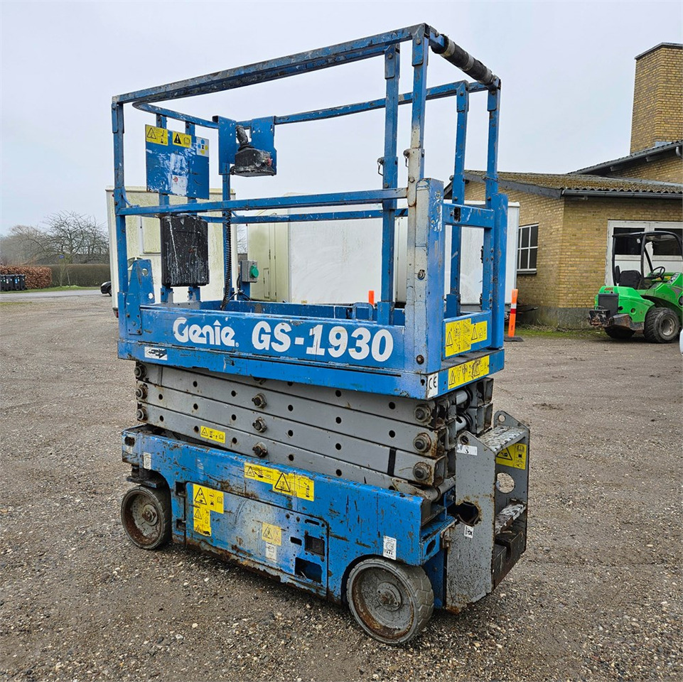 Genie GS 1930 - Scissor lift: picture 2 Genie GS 1930 - Scissor lift: picture 2