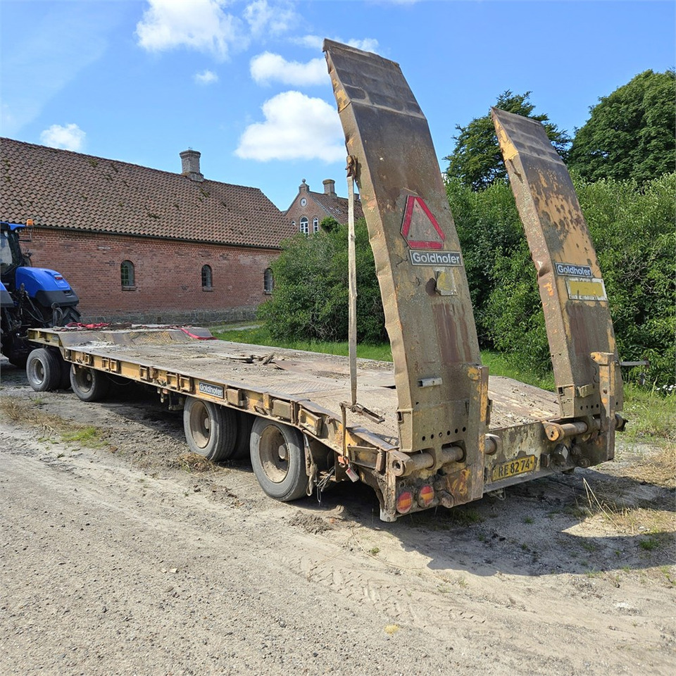 Goldhofer TU4-2x2-32/80 - Low loader trailer: picture 3 Goldhofer TU4-2x2-32/80 - Low loader trailer: picture 3