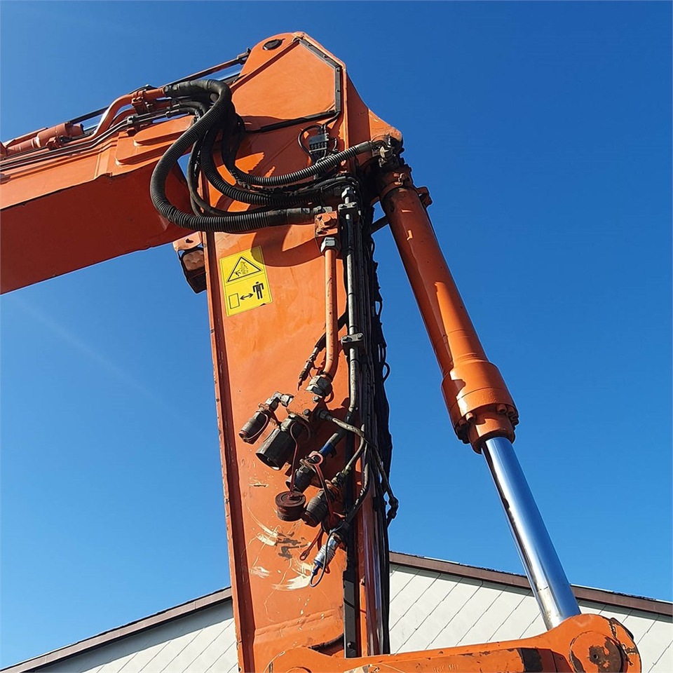 Crawler excavator Hitachi Hitachi ZX250 LC-5B: picture 38 Crawler excavator Hitachi Hitachi ZX250 LC-5B: picture 38