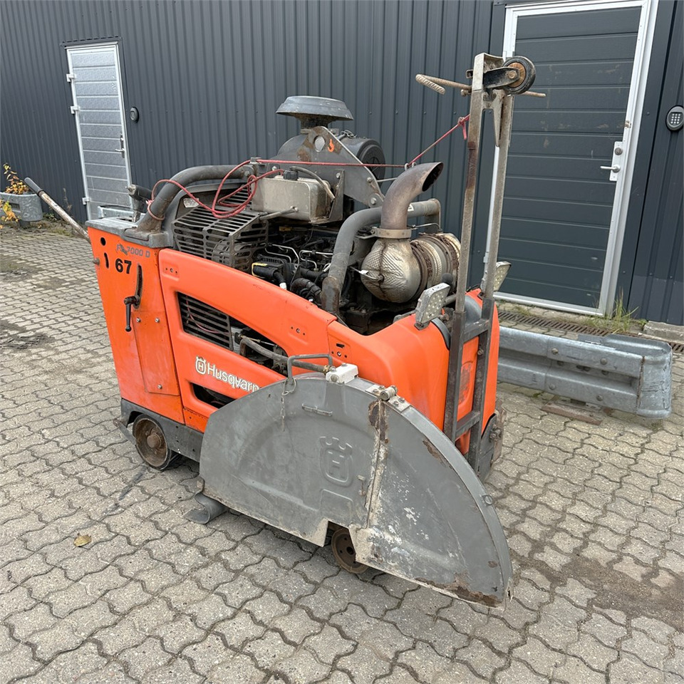 Husqvarna FS7000 D - Concrete equipment: picture 1 Husqvarna FS7000 D - Concrete equipment: picture 1