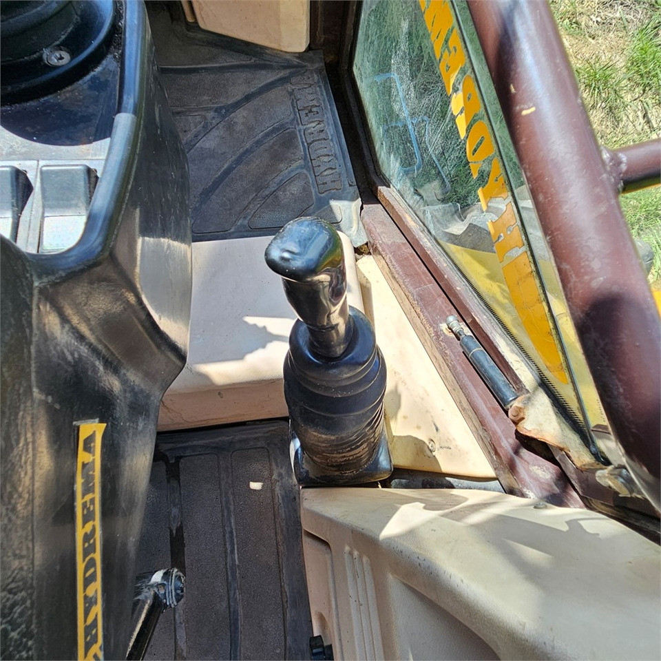 Backhoe loader Hydrema 906C: picture 15