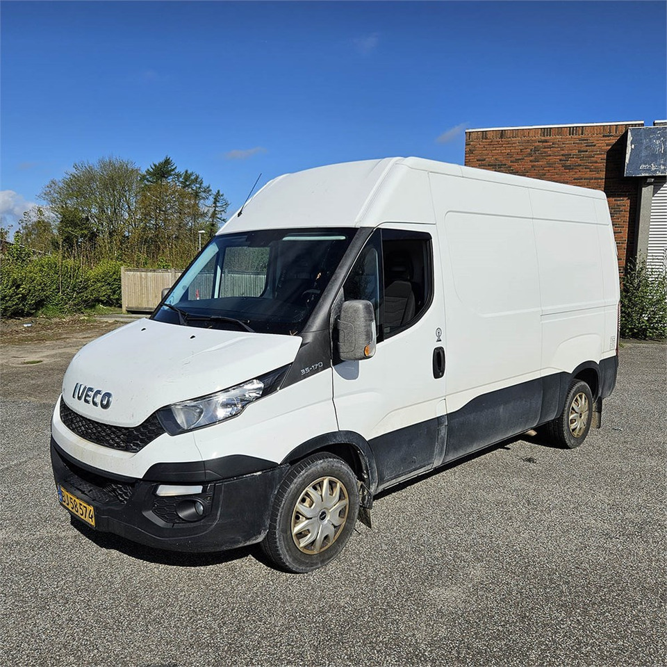 Iveco Daily 35s17 3,0D - Panel van: picture 1 Iveco Daily 35s17 3,0D - Panel van: picture 1