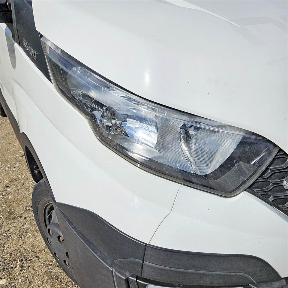 Panel van Iveco Daily 50-170: picture 31