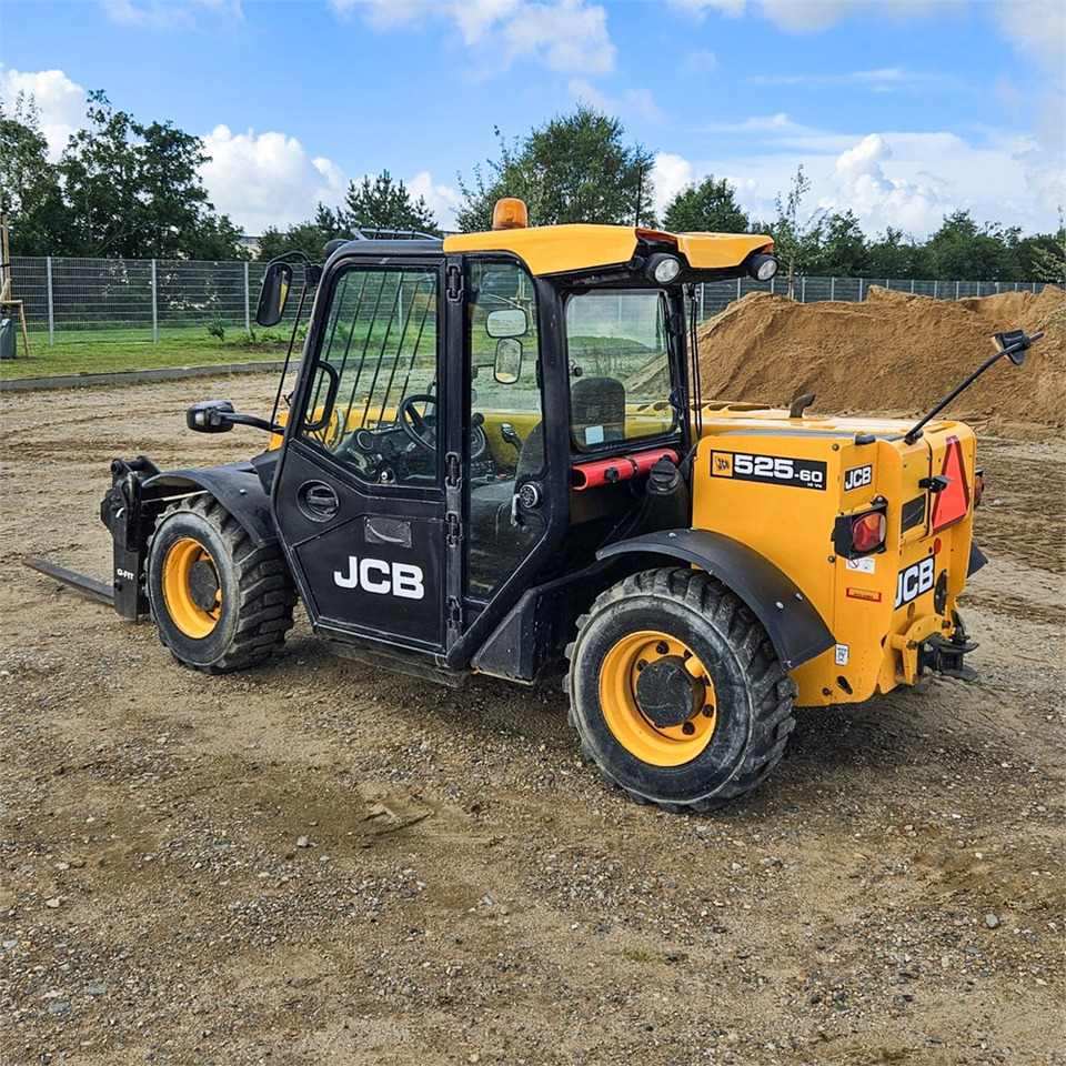 JCB 525-60T4 - Telescopic handler: picture 3 JCB 525-60T4 - Telescopic handler: picture 3