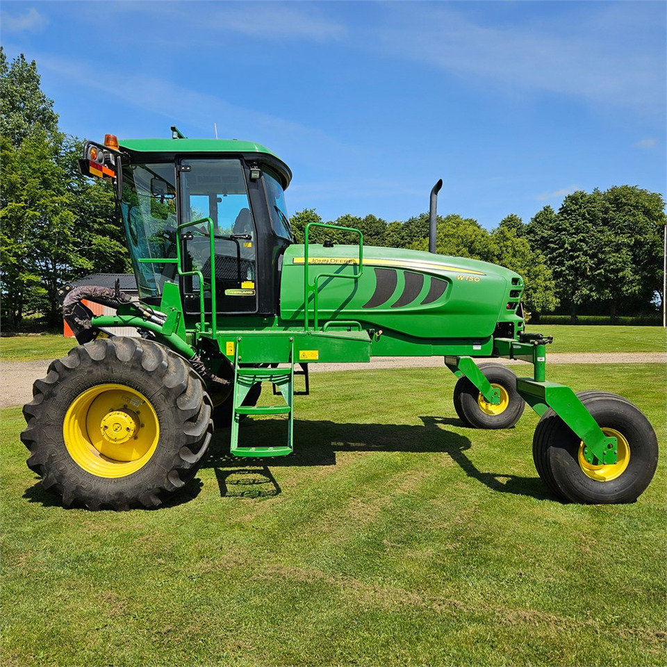 John Deere W150 - Harvester: picture 2 John Deere W150 - Harvester: picture 2